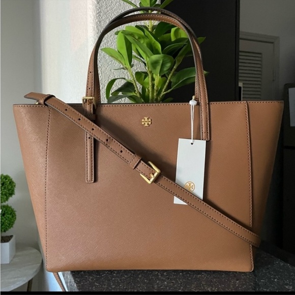Tory Burch Handbags - Tory Burch Emerson Small Top ZIP Crossbody Tote